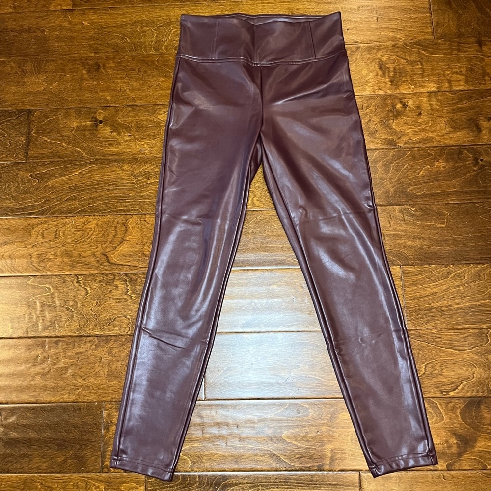 Badgley Mischka Faux Leather Leggings Size Small